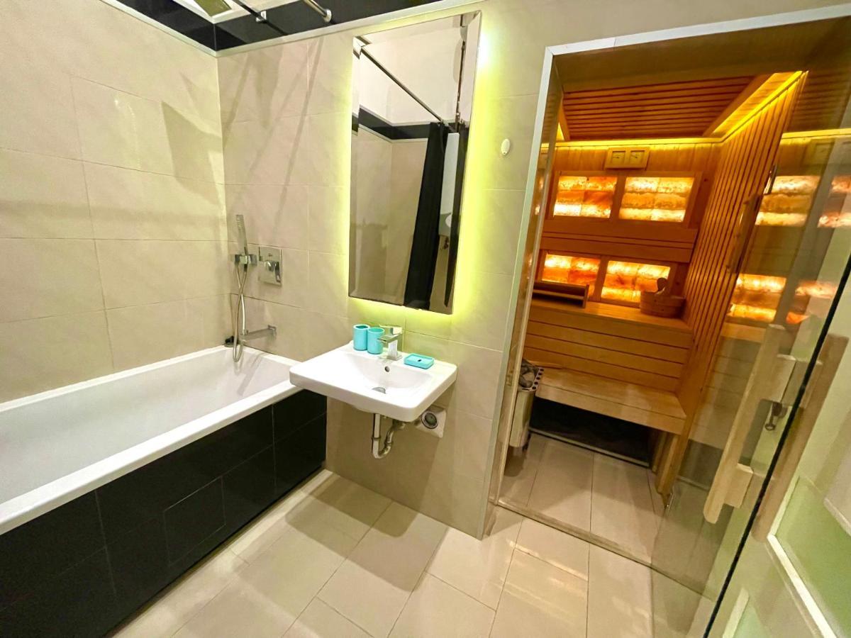 Pearl Lux Residency - Finn Sauna & Steam Room Budapest Exterior photo
